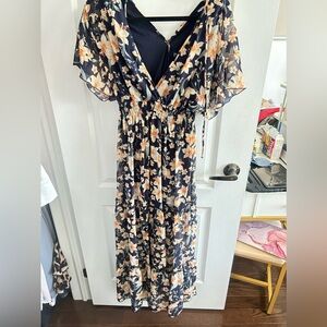 Floral maxi summer dress only worn a few times in perfect condition